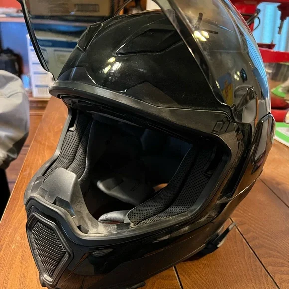 Icon Airflite Mips Stealth Helmet Review Icon AIRFLITE MIPS